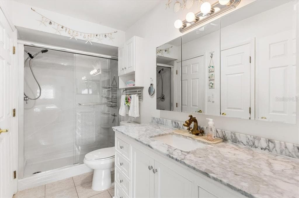25225 RAMPART BOULEVARD 1207 photo 18