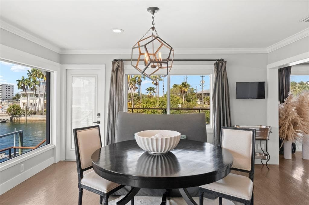 439 CAUSEWAY BOULEVARD photo 6