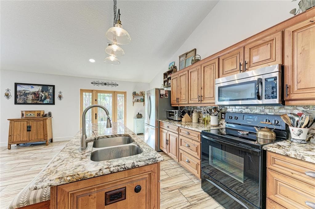 4235 SHOREWOOD STREET photo 20