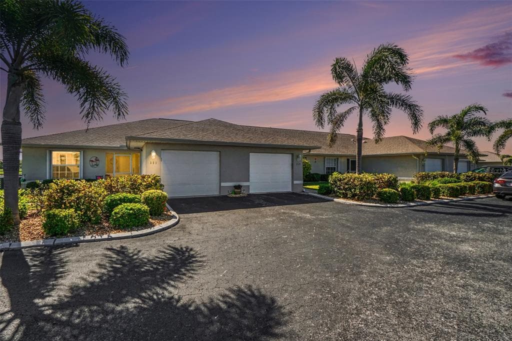26333 NADIR ROAD 111 photo 2