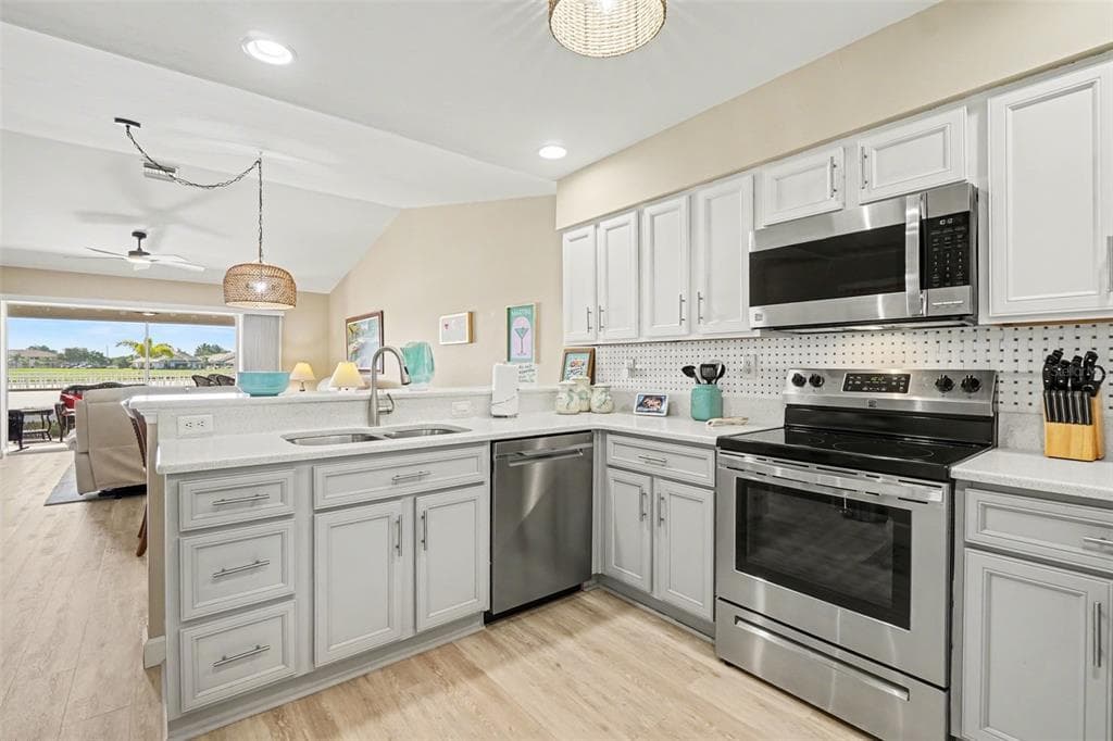 26333 NADIR ROAD 111 photo 15