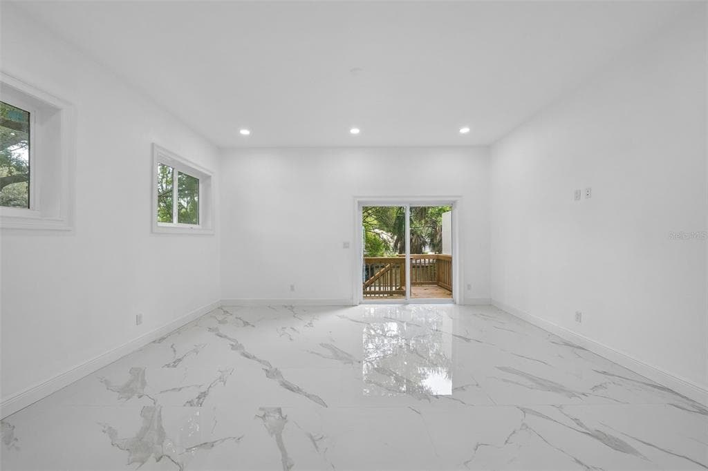2816 CORRINE STREET 1 photo 5