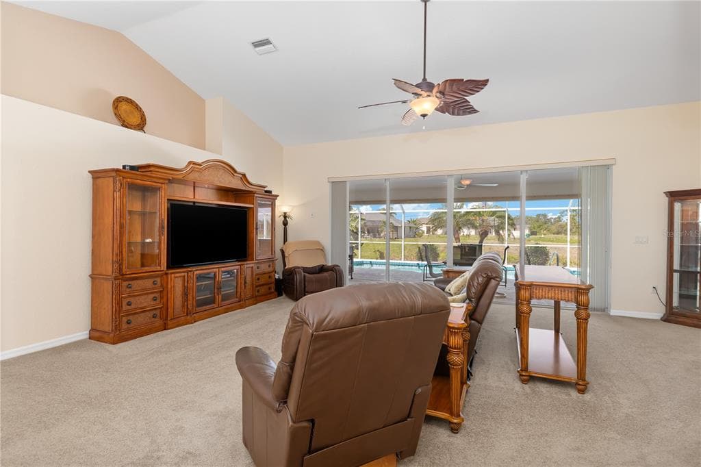 176 MARINER LANE photo 8