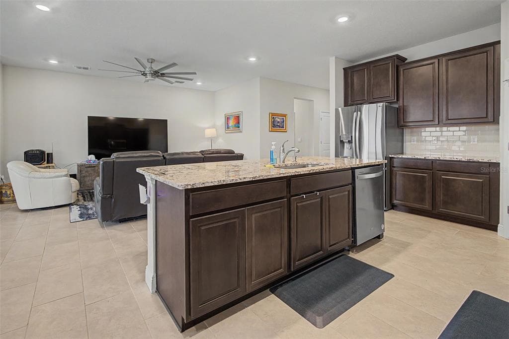 176 BRIGHT IBIS AVENUE photo 13