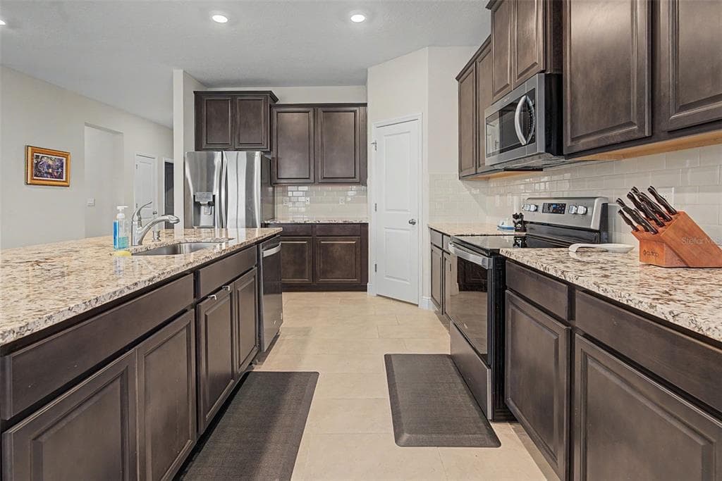 176 BRIGHT IBIS AVENUE photo 12