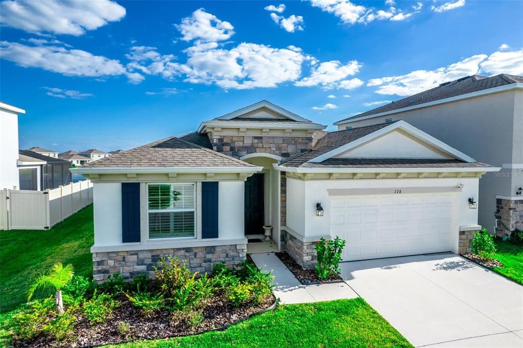 176 BRIGHT IBIS AVENUE photo 1