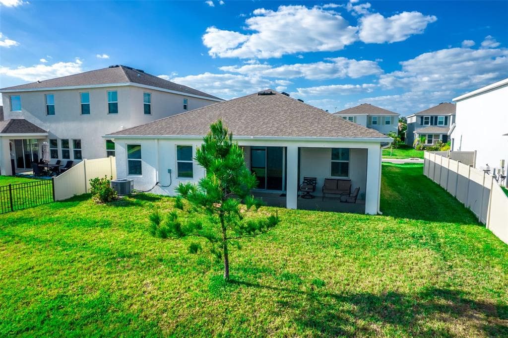 176 BRIGHT IBIS AVENUE photo 5