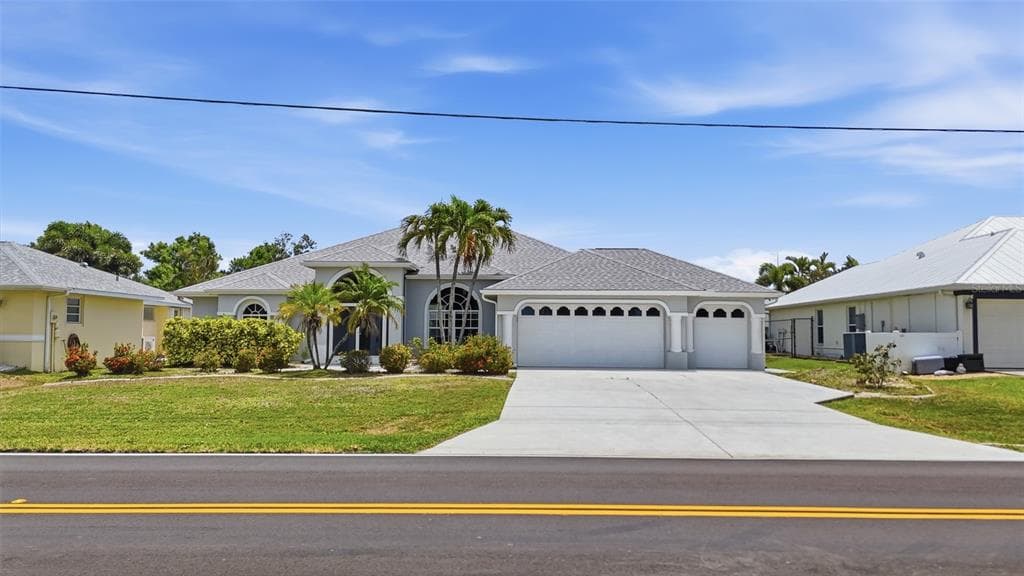 885 ROTONDA CIRCLE photo 1
