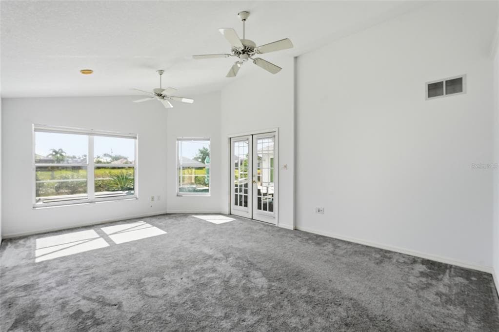 885 ROTONDA CIRCLE photo 21