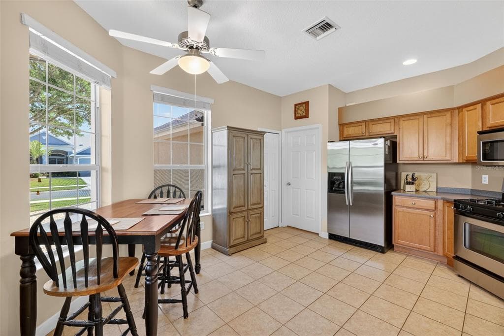 2359 WAKEFIELD WAY photo 15