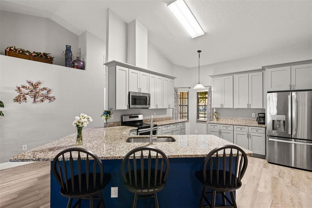 12908 LONGCREST DRIVE photo 9
