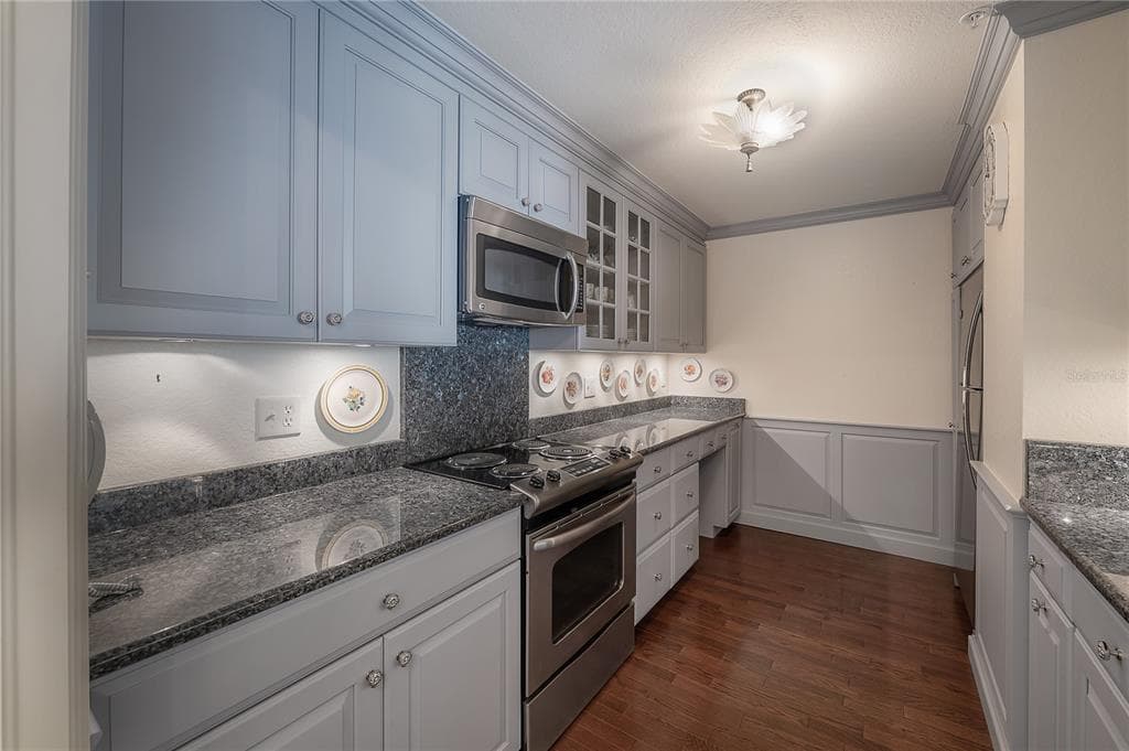 700 S HARBOUR ISLAND BOULEVARD 716 photo 12