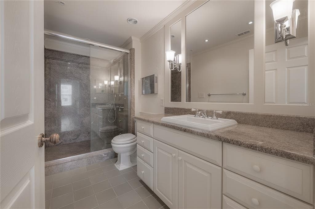 700 S HARBOUR ISLAND BOULEVARD 716 photo 25