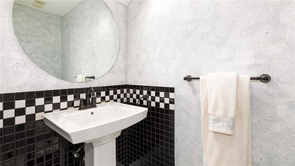 10438 SAINT TROPEZ PLACE photo 19