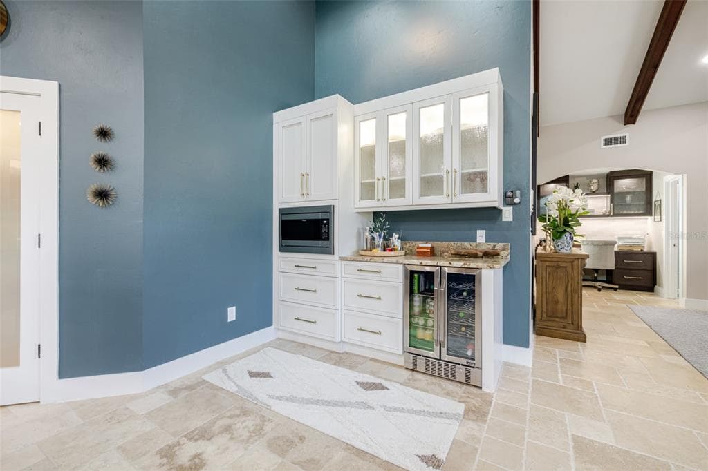 6777 DANAH COURT photo 10