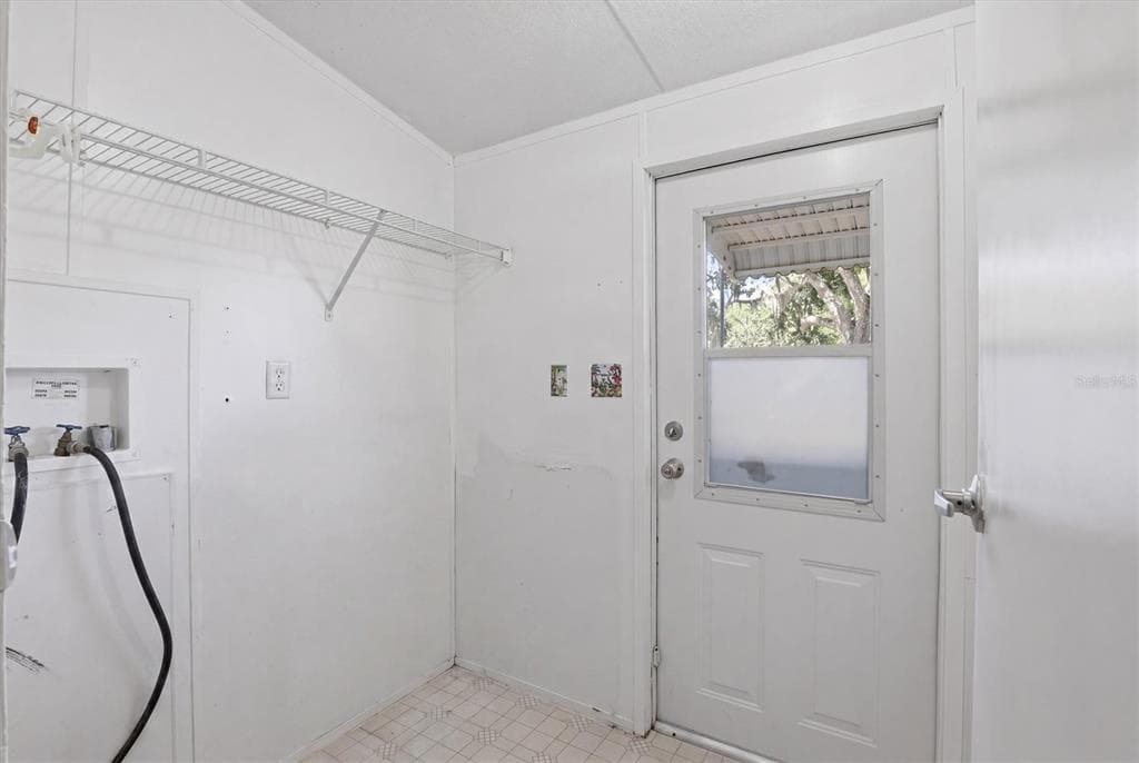 6169 WAVERLY ROAD photo 24