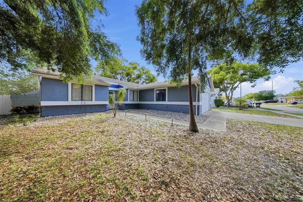 7850 ROYAL STEWART DRIVE 1