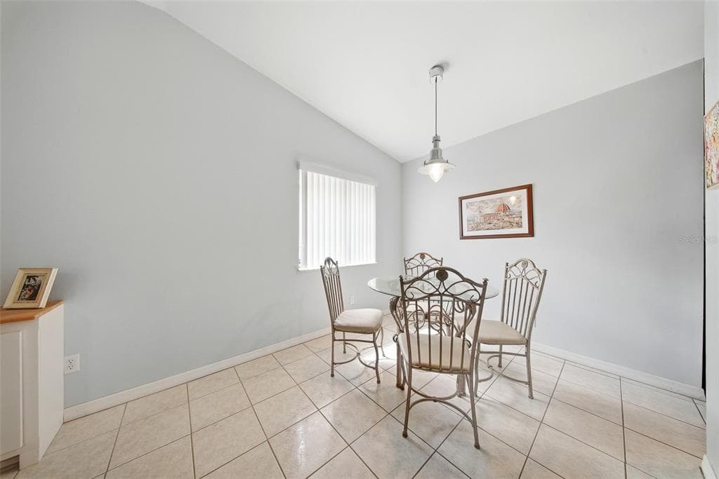 7850 ROYAL STEWART DRIVE photo 21