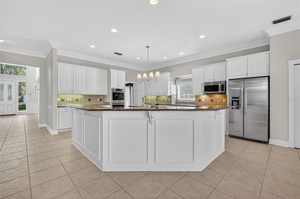 1741 EDGEWATER DRIVE photo 17