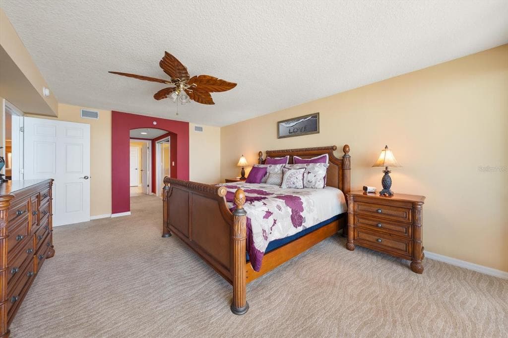 16326 GULF BOULEVARD 206 photo 21