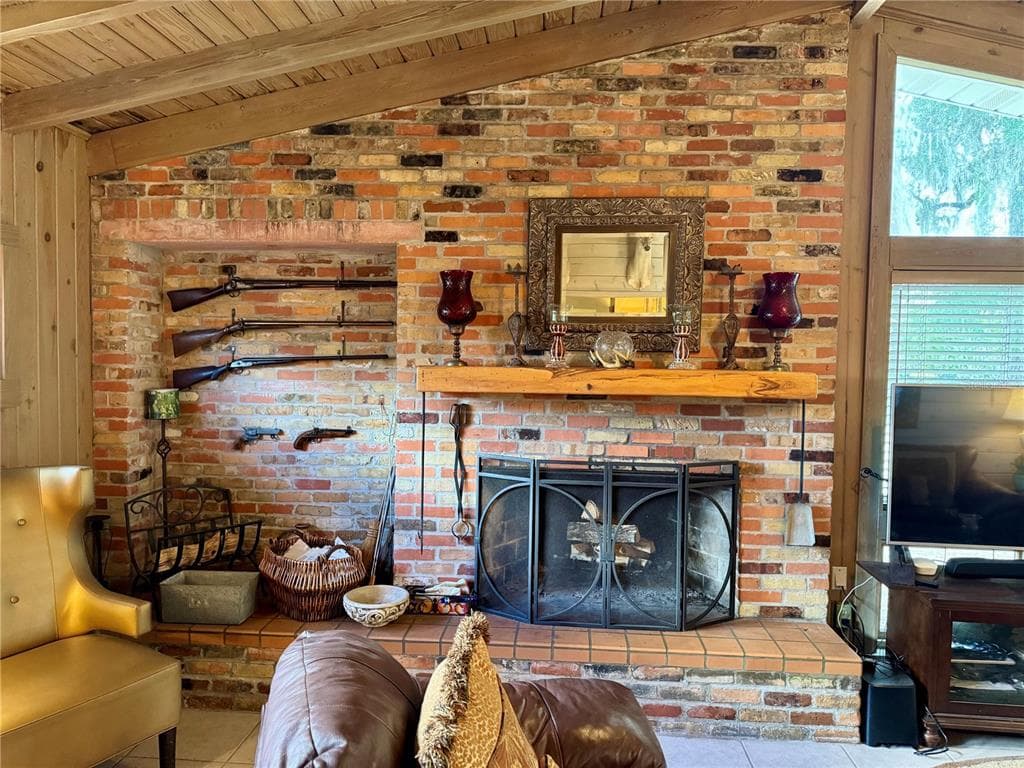 11816 SE COUNTY ROAD 234 photo 3