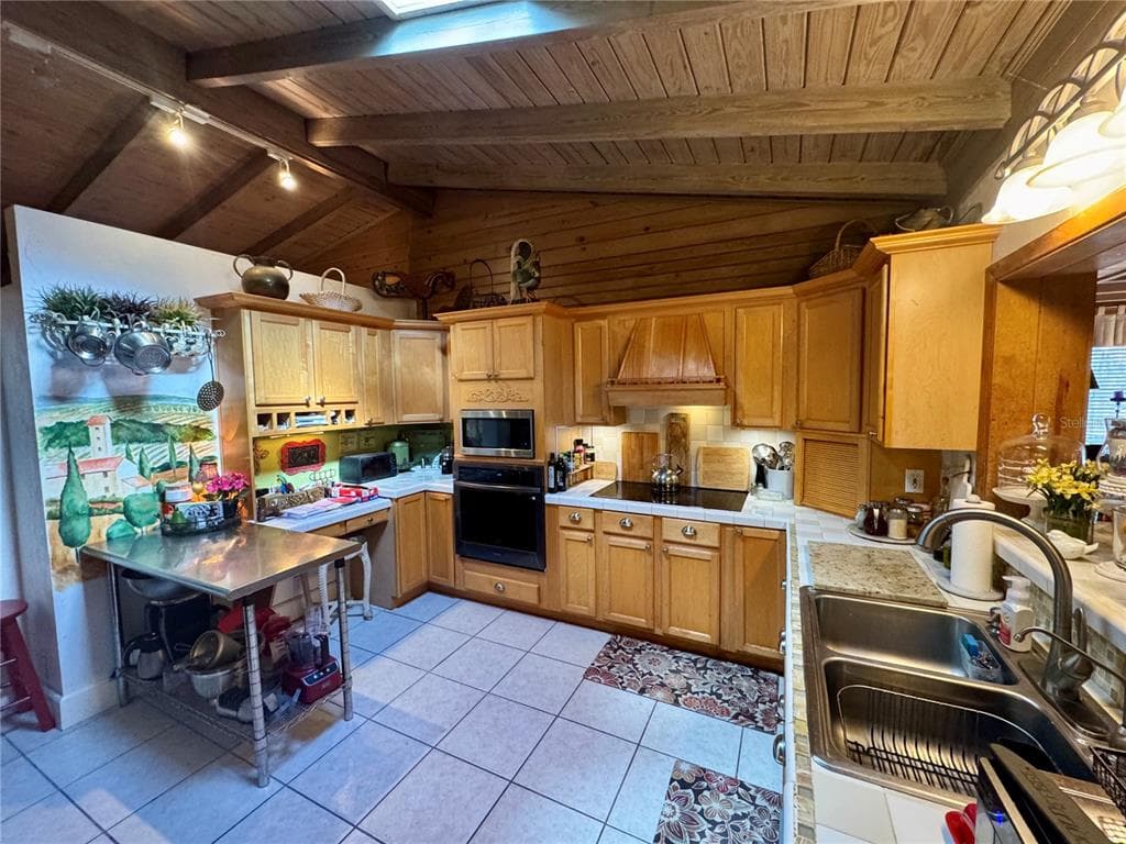 11816 SE COUNTY ROAD 234 photo 5