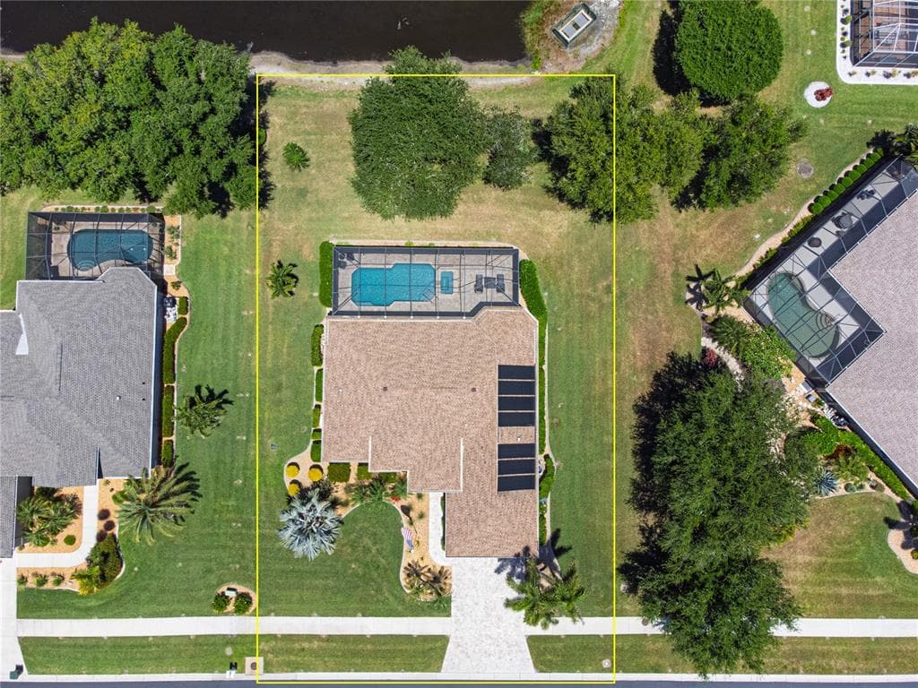183 CLEAR LAKE DRIVE photo 10