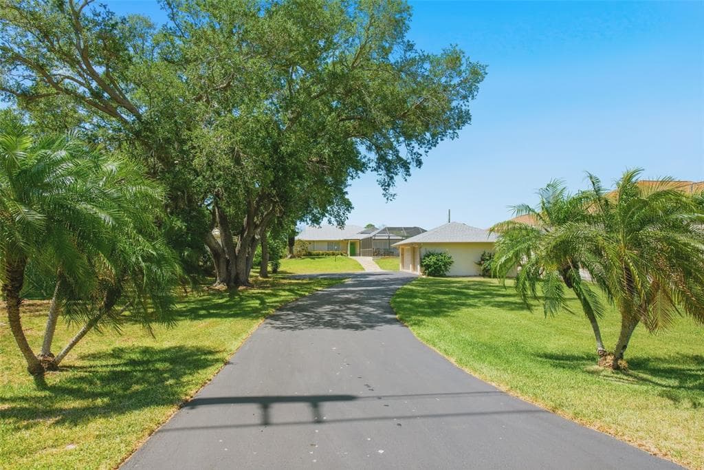 880 LEMON BAY DRIVE 2