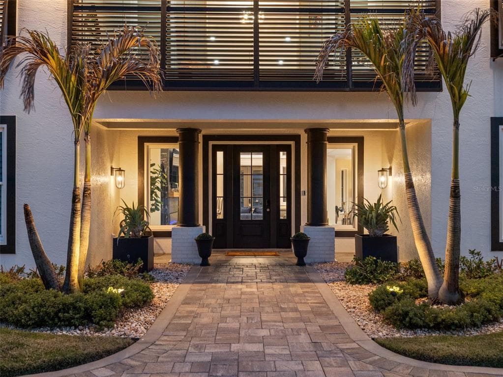1214 COMMODORE DRIVE 2