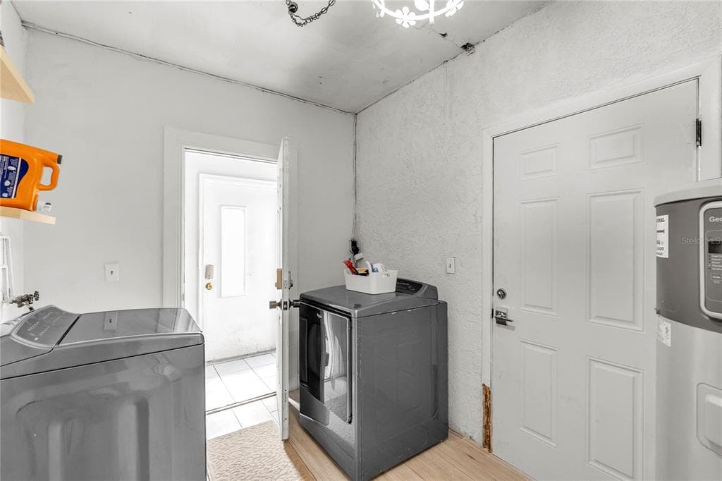 4612 7TH STREET COURT E photo 19