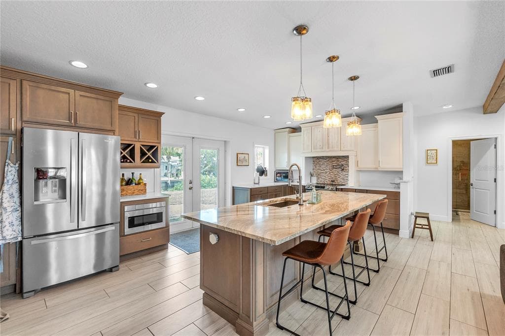 4612 7TH STREET COURT E photo 4