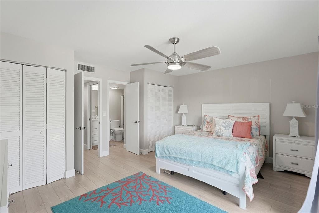 1100 PINELLAS BAYWAY S G2 photo 13