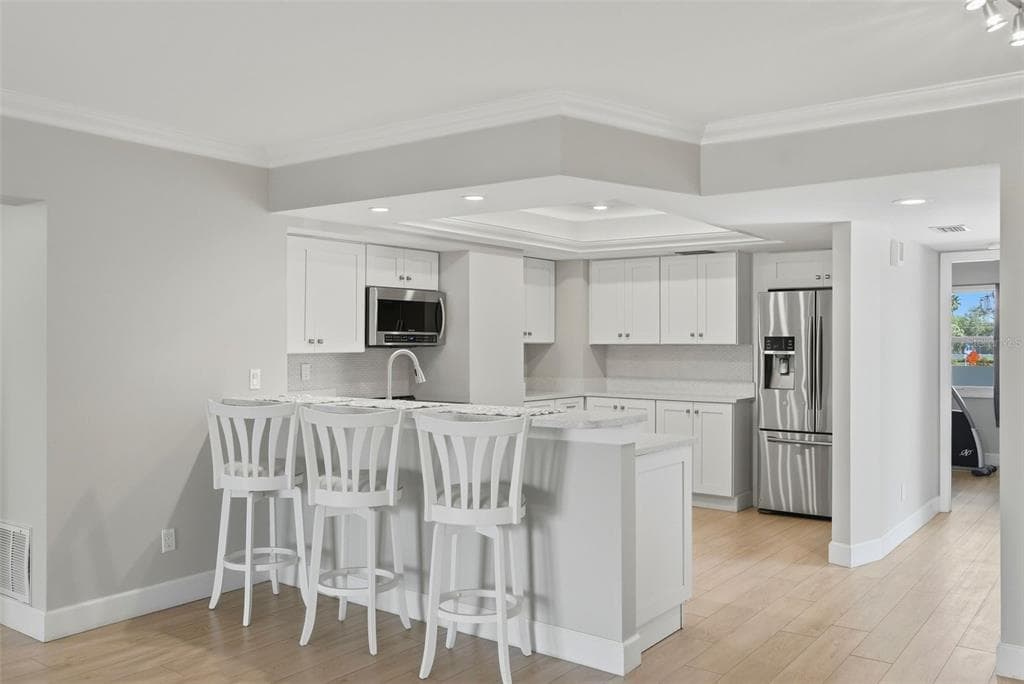 1100 PINELLAS BAYWAY S G2 photo 5