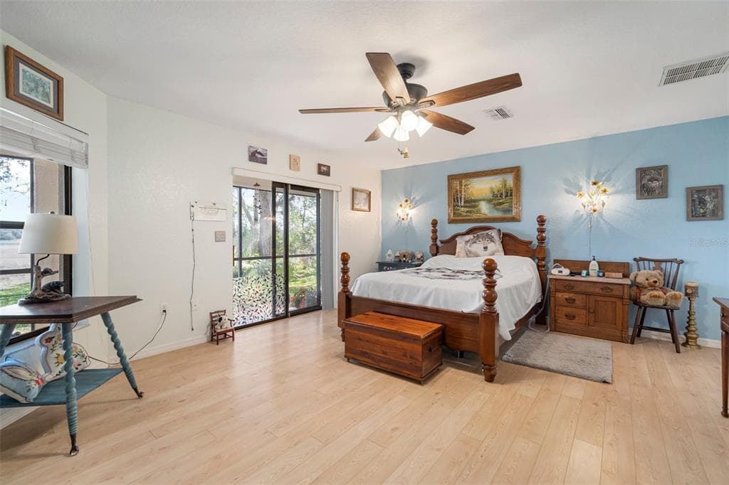 1472 IVYDALE ROAD photo 19