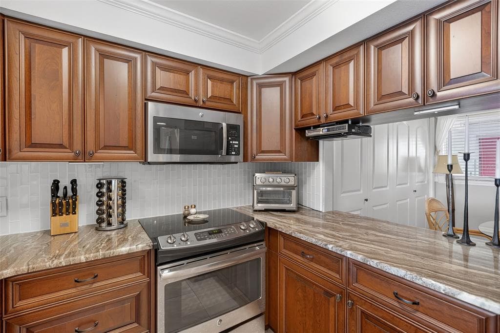 1401 S MCCALL ROAD 104B photo 13