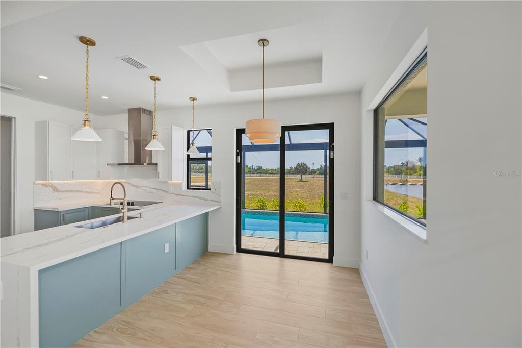 7 SUNFLOWER DRIVE photo 23