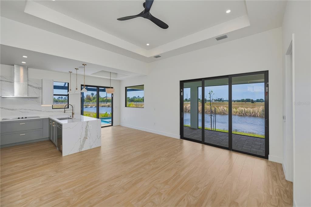 7 SUNFLOWER DRIVE photo 17