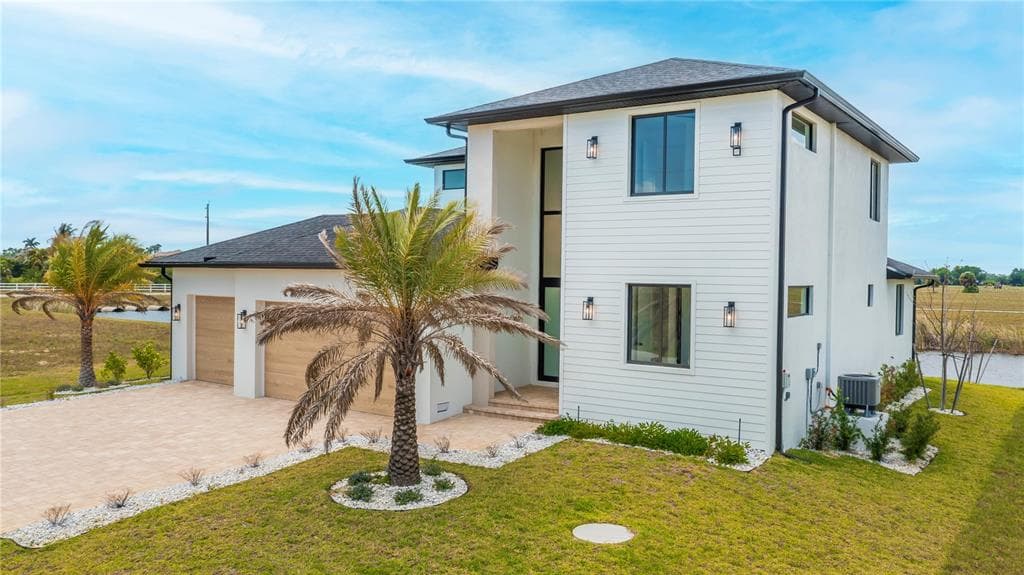7 SUNFLOWER DRIVE photo 1
