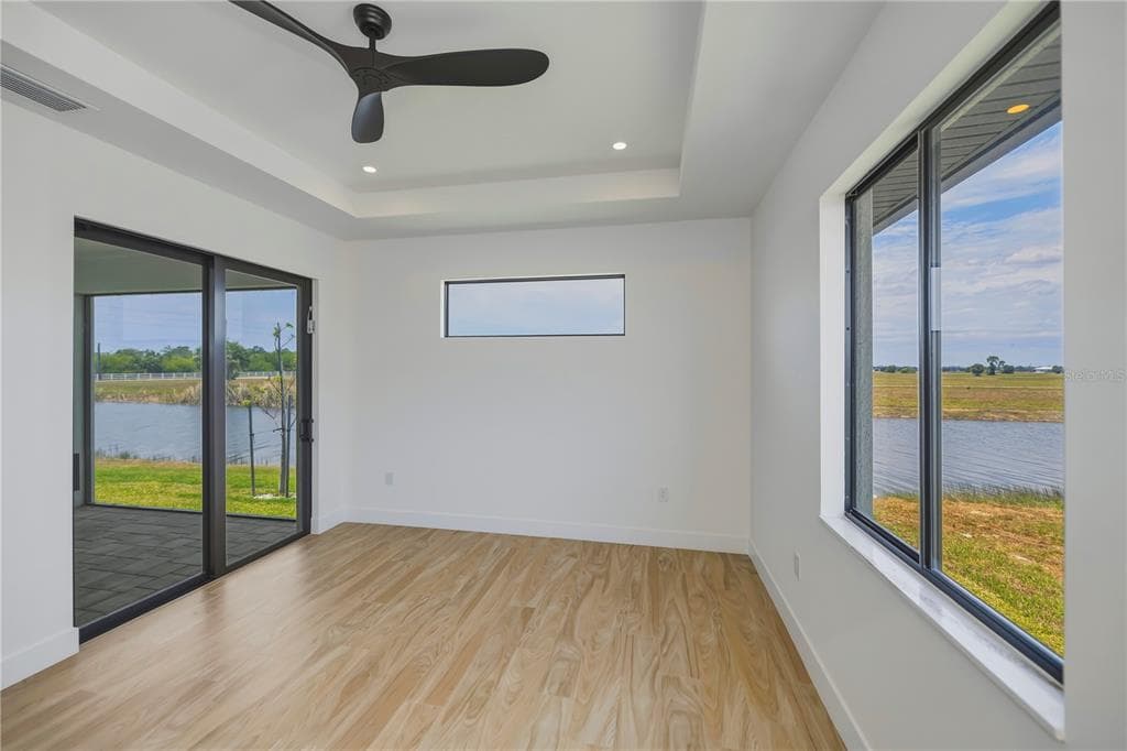 7 SUNFLOWER DRIVE photo 24