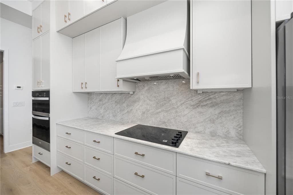 16692 LIGGETT CIRCLE photo 16