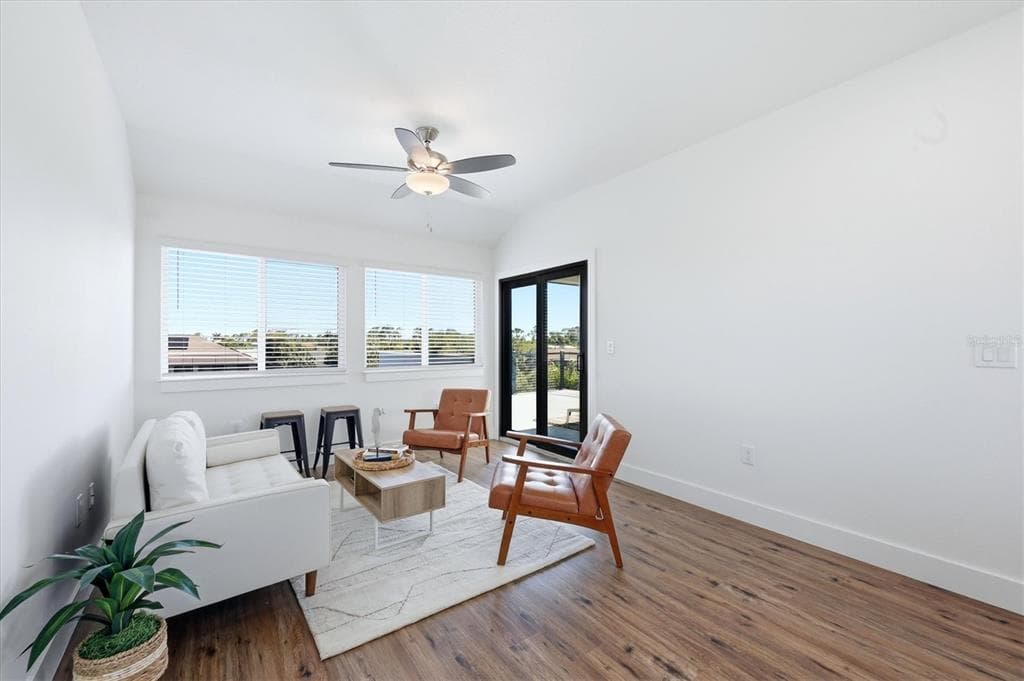 12387 MINOT AVENUE photo 23
