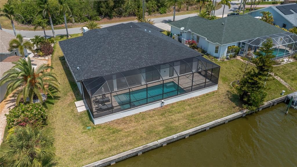 10522 RIVERSIDE ROAD photo 9