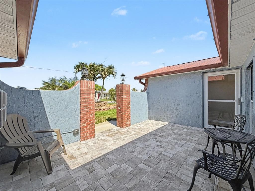 13520 ALLYN DRIVE photo 5