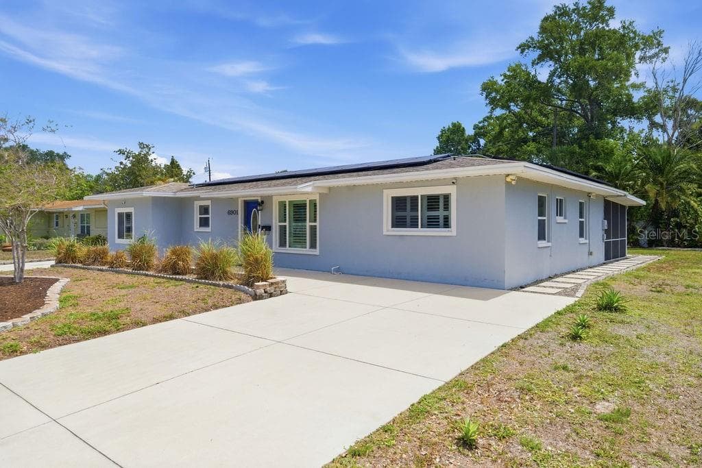 6901 17TH LANE N photo 1