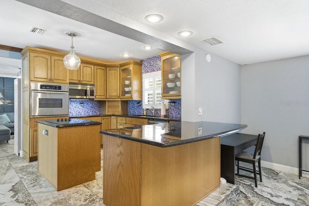 6901 17TH LANE N photo 10