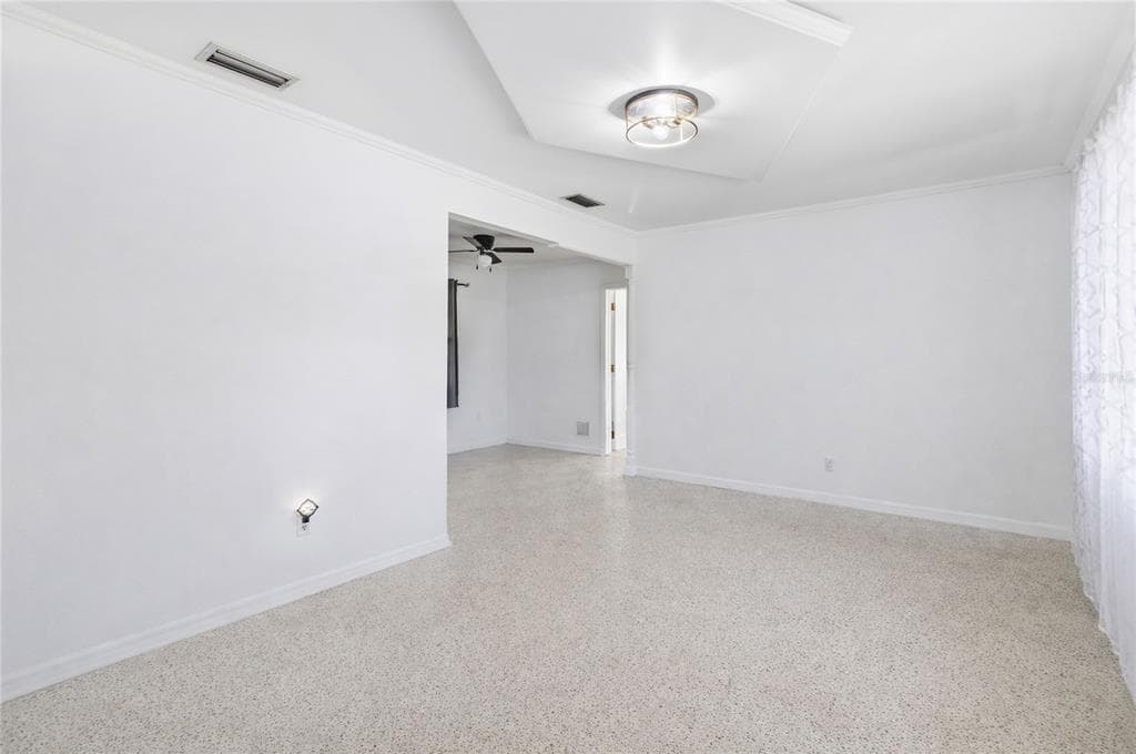 6340 JUDITH COURT photo 11