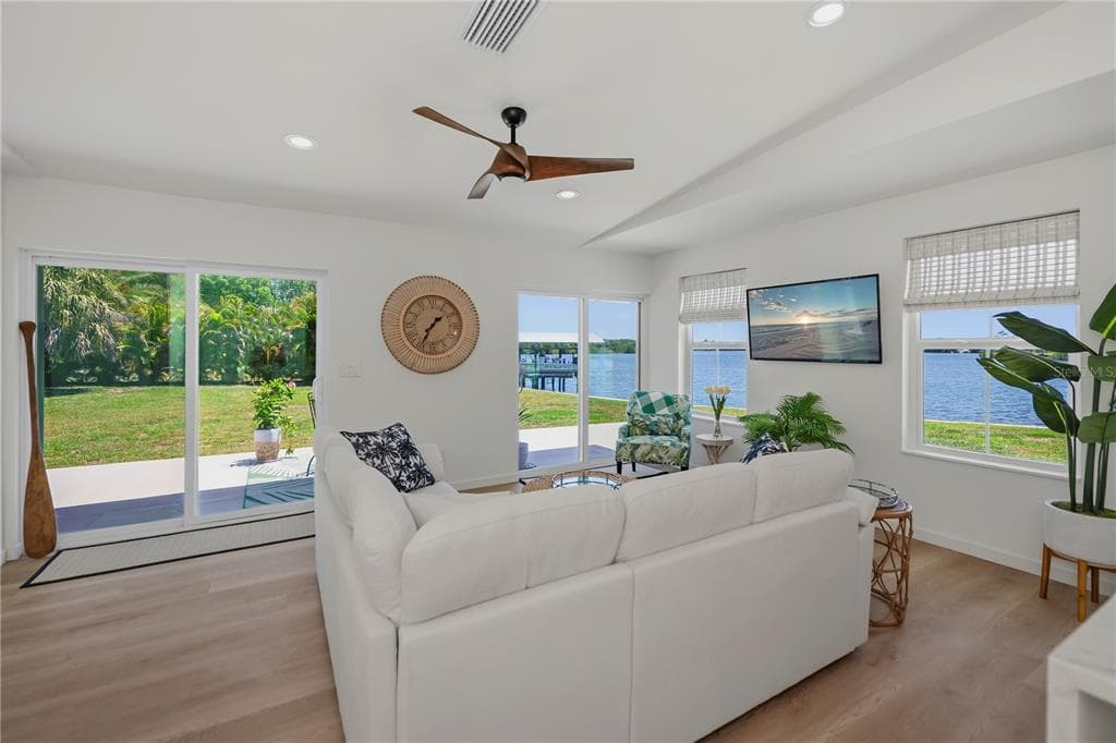 3404 LAKE VIEW BOULEVARD photo 3