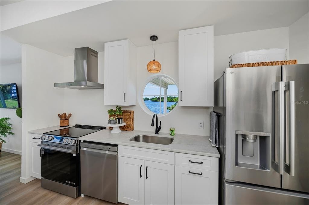 3404 LAKE VIEW BOULEVARD photo 15