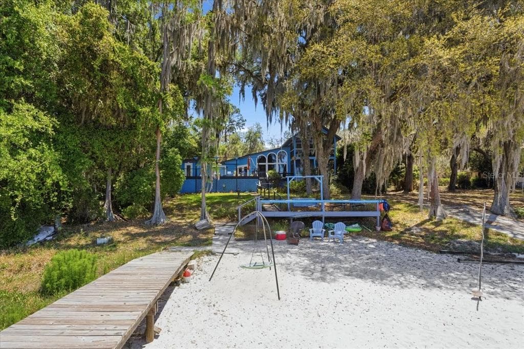 8386 AUSTIN ROAD photo 9