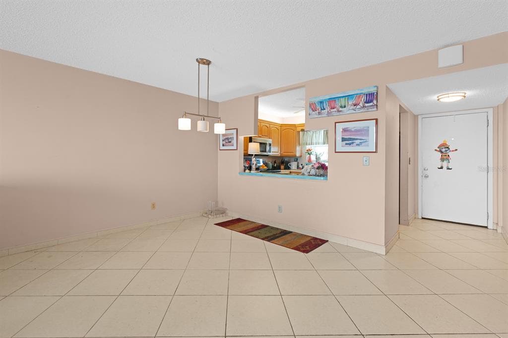 7401 BAY ISLAND DRIVE S 337 photo 23